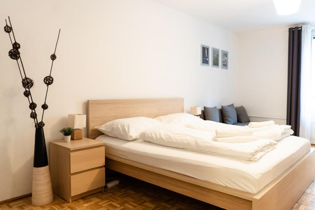 Central Living - Stephansdom Apartments Viena Habitación foto